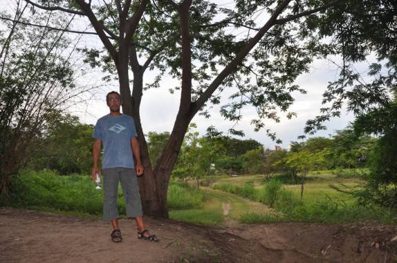 Caminhando em parque de Teresina - PI